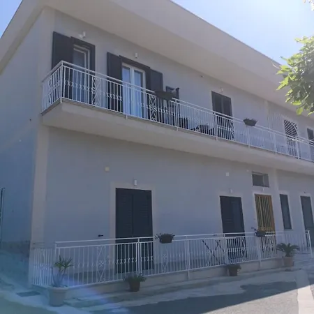 아파트 L'Incanto Casa Vacanza *